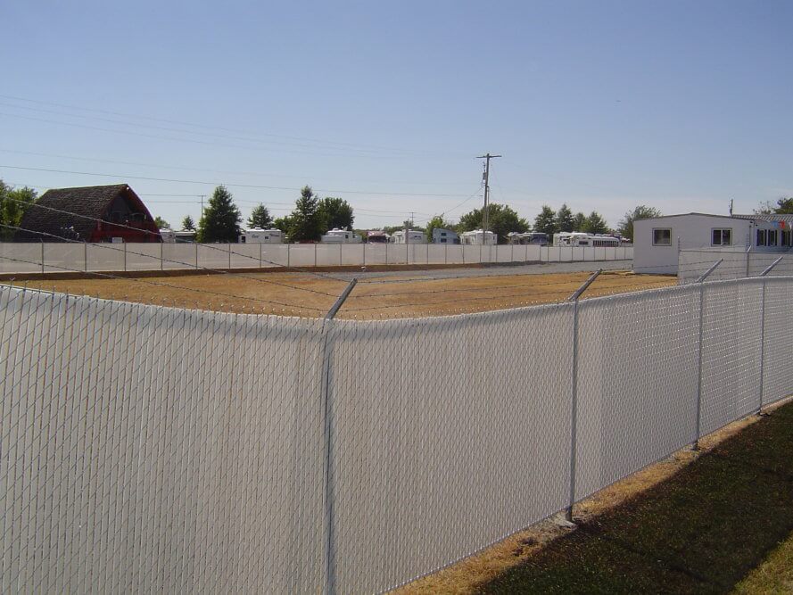 commercial-chain-link-001-2-